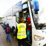 se necesita personal para acompañante de transporte escolar
